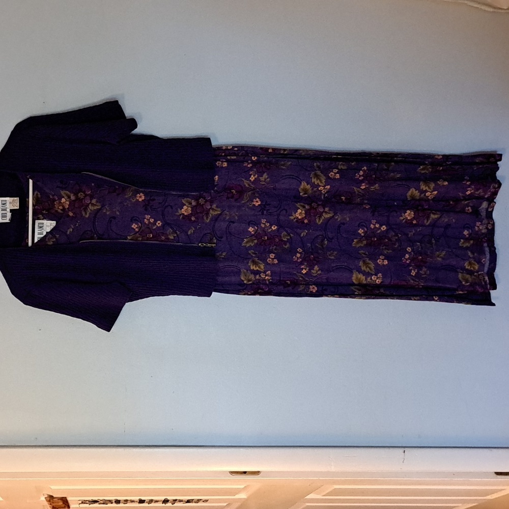 Coco Bianco Sz 10 90's Floral Tank Dress with a zippered short sleave jacket